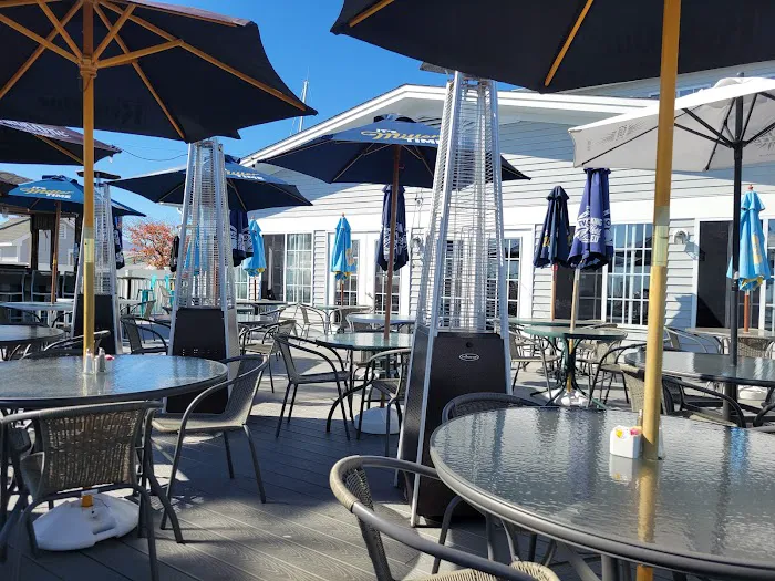 Outriggers Restaurant Picture 3