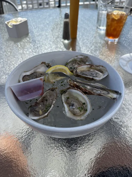 Outriggers Restaurant Picture 8