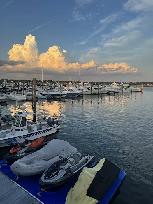 Outriggers Restaurant Picture 7