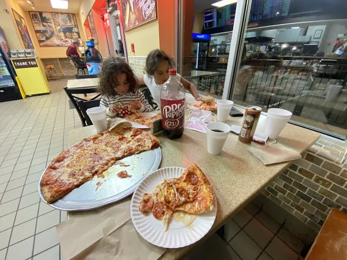 Bella Napoli Pizza - Stratford Picture 5