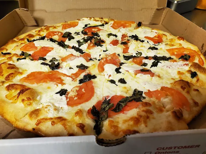 La Vera Pizzeria & Grill Picture 8