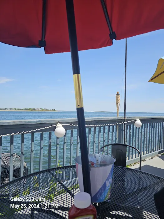 The Landing AT Five Twenty Picture 4