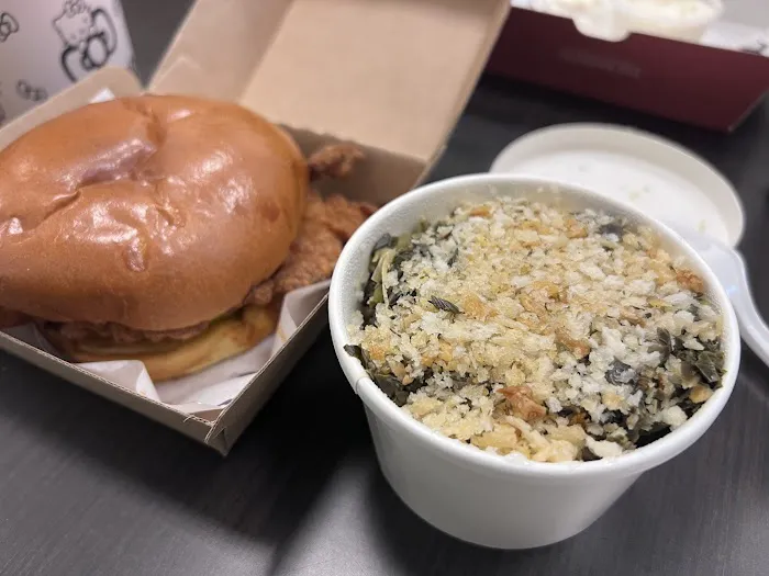 Wonder Melville Picture 2