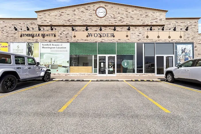 Wonder Melville Picture 10