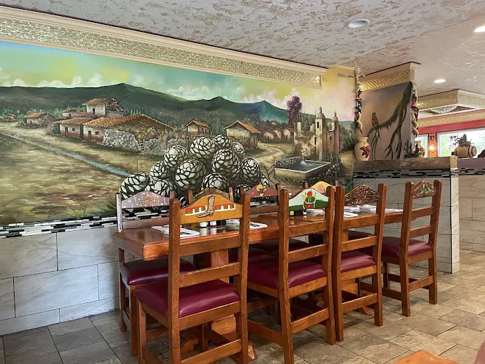 El Azteca Mexican Restaurant Picture 6