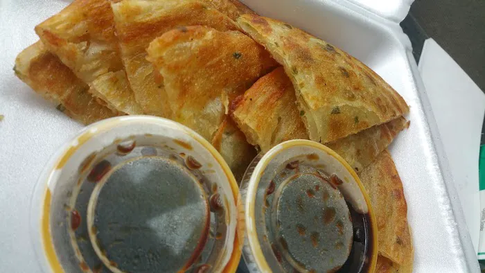 Gold Chain Picture 4