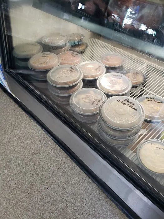 Renee's hot stuff deli Picture 10