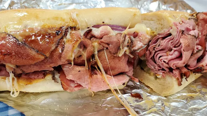 Renee's hot stuff deli Picture 6