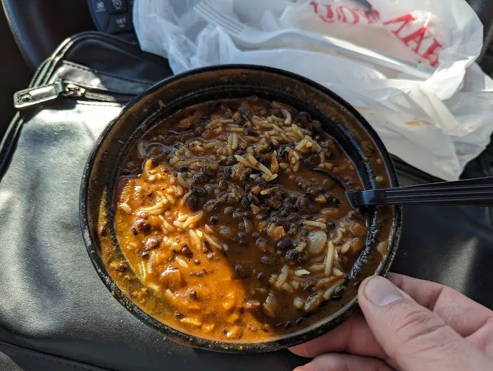 Renee's hot stuff deli Picture 1