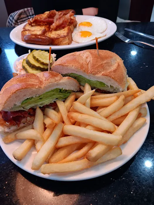 Main Line Diner Picture 8