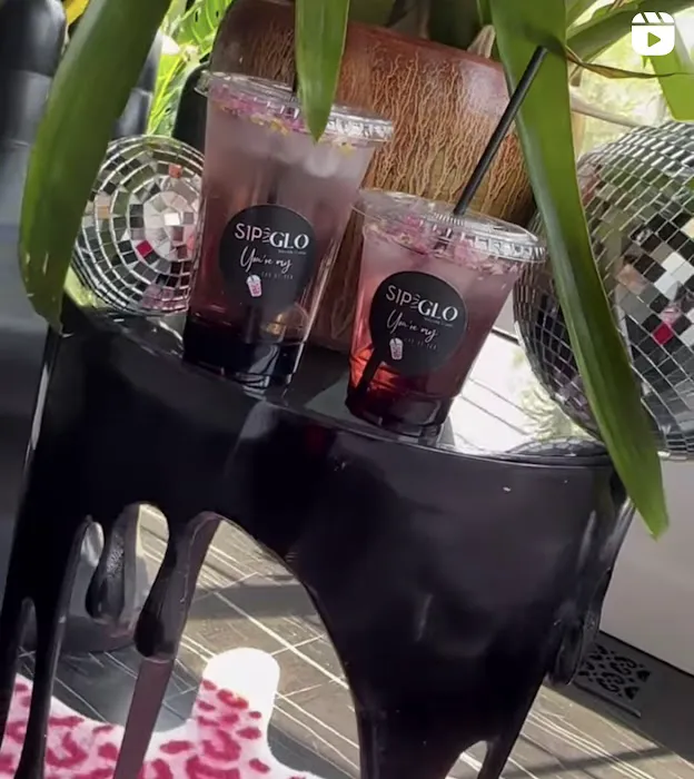 Sip and Glo Picture 5