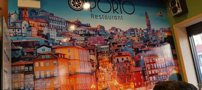 Oporto Restaurant Picture 4