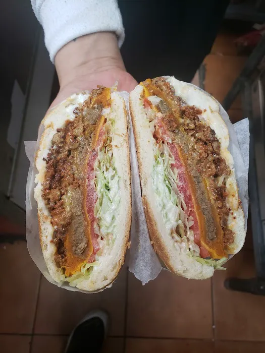 Whiteplain Star Gourmet Deli Picture 1