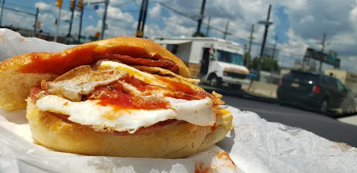 Yankees Lunch Truck Picture 1