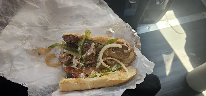 Pier Lunch Stop Picture 1