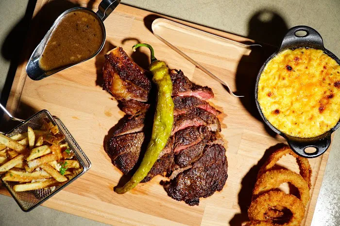 Ah' Pizz Harrison Picture 6