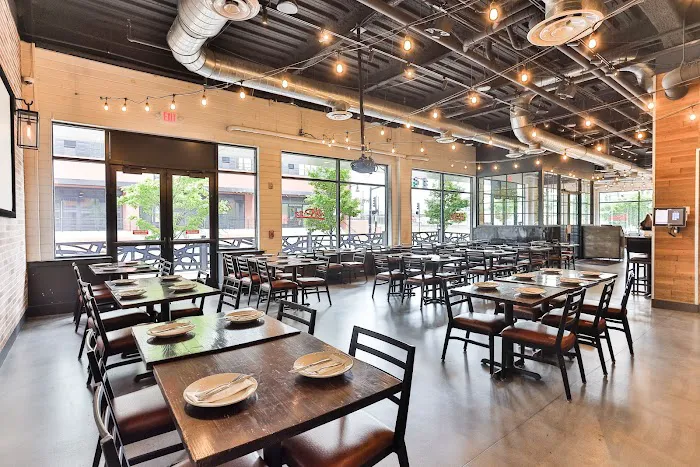 Ah' Pizz Harrison Picture 9