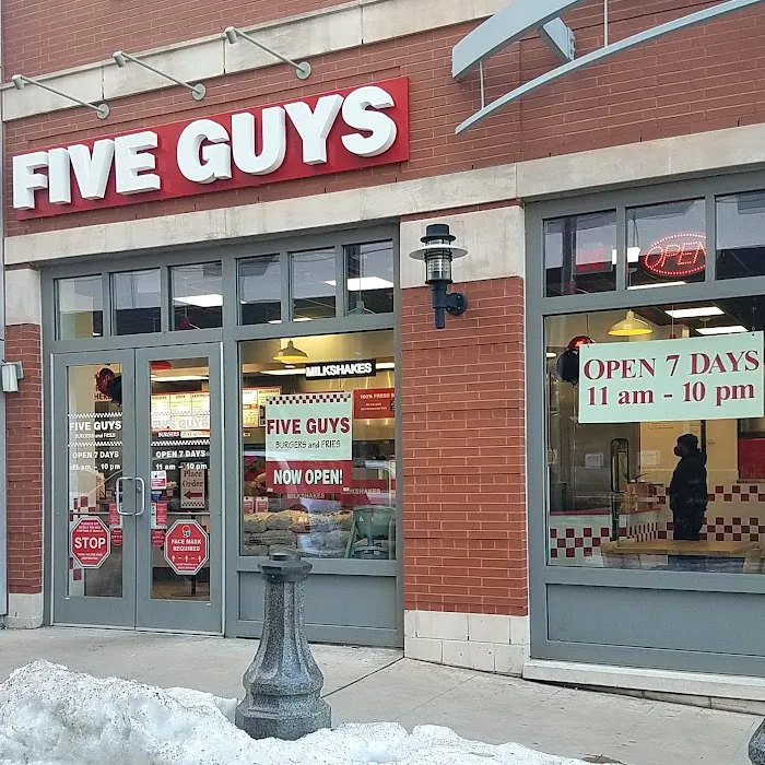 Five Guys Picture 10