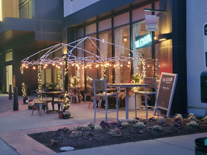 The Station Bar & Bites @ The Element Hotel Harrison-Newark Picture 3