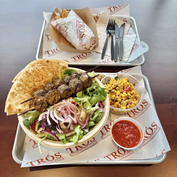 Trós Greek Street Food-Harrison Picture 4