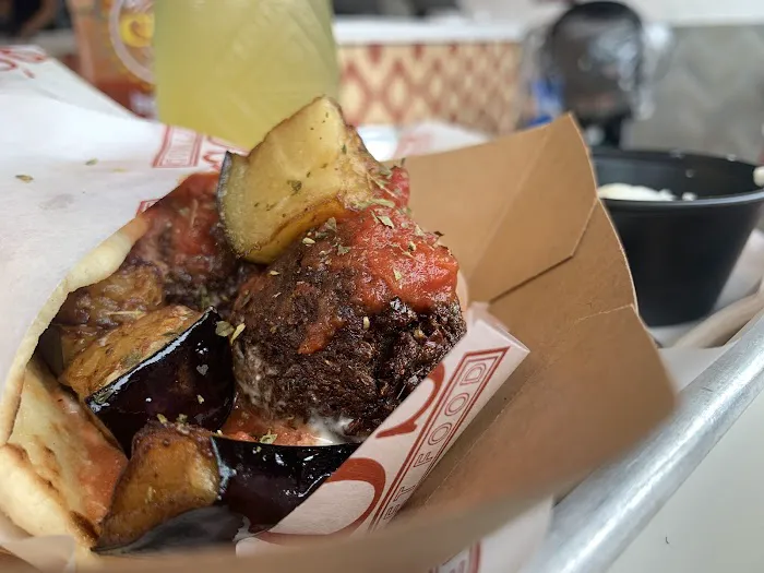 Trós Greek Street Food-Harrison Picture 2