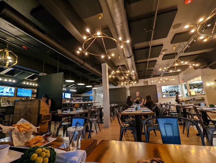 Pickett's Village Bar Picture 6