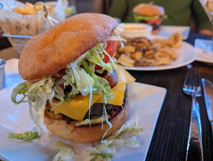 Pickett's Village Bar Picture 4