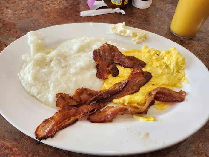 Manny's Texas Wieners Picture 8