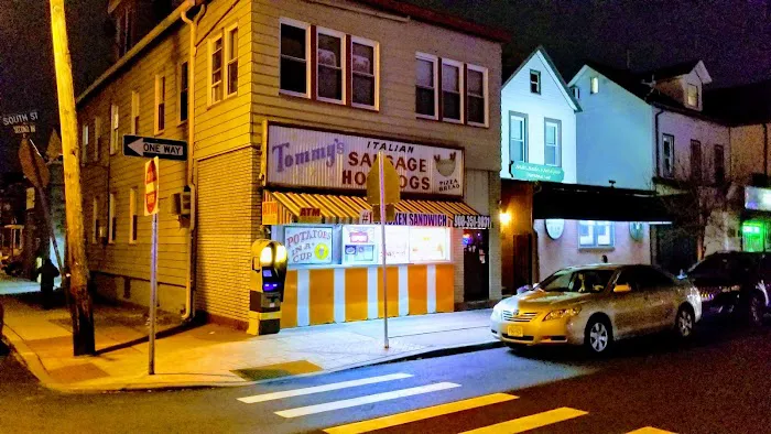 Jerry's Famous Frankfurters Picture 8