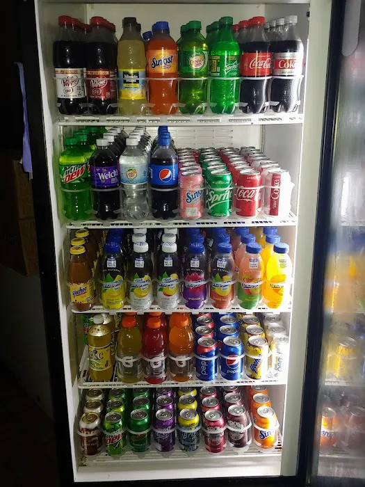 Tommy's Italian Sausage & Hot Dogs Picture 1