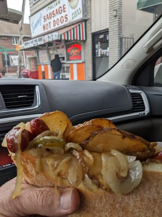 Tommy's Italian Sausage & Hot Dogs Picture 2