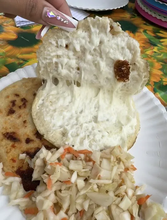Rica Pupusas Picture 1
