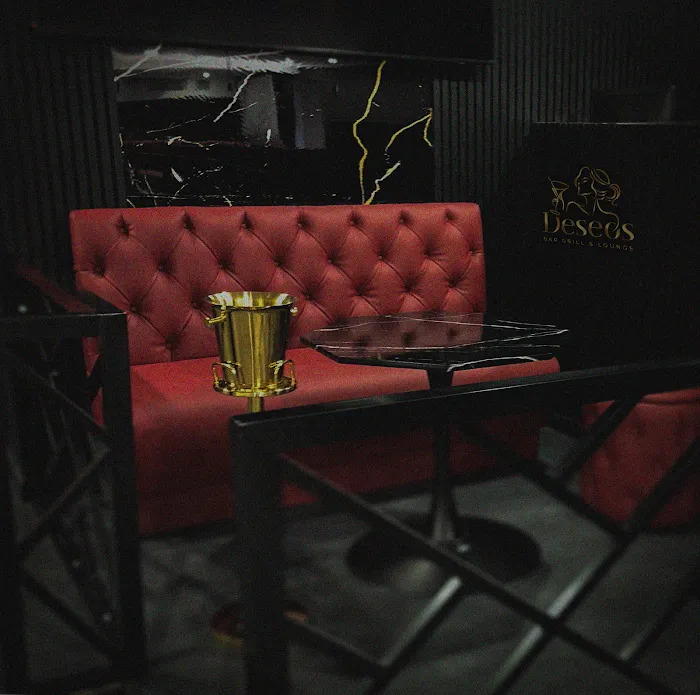 Deseos Bar Grill and Lounge Picture 1
