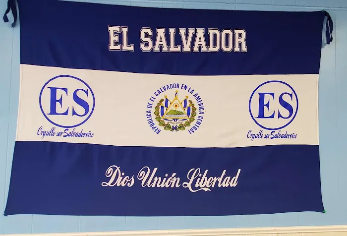 Catrachito Salvadoreño #1 Picture 6