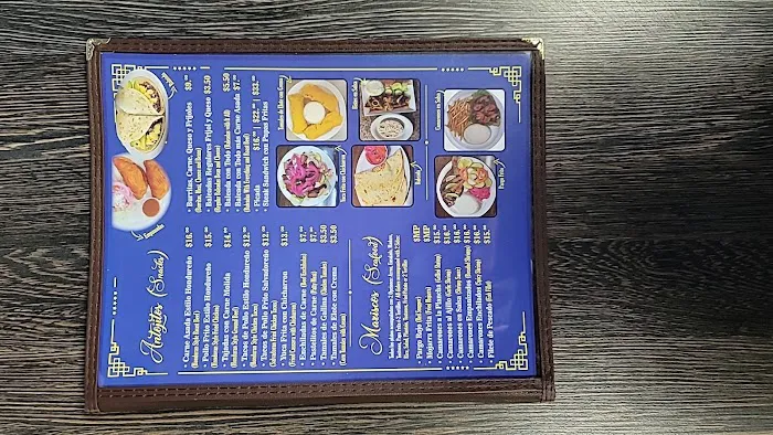 Catrachito Salvadoreño #1 Picture 10