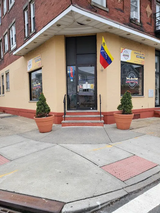 Pizza Market & Arepas Picture 6