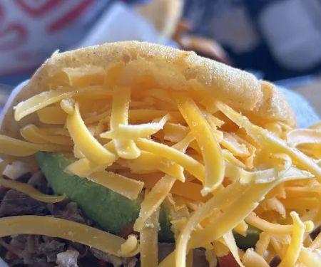 Pizza Market & Arepas