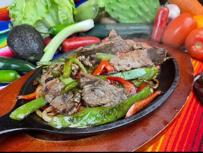 LA CHINA POBLANA MEXICAN RESTAURANT ELIZABETH NEW JERSEY 07202 Picture 4