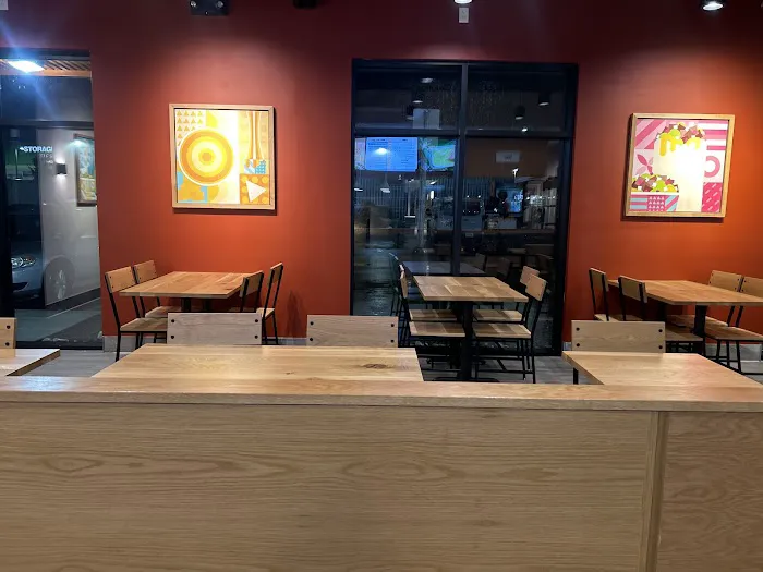 QDOBA Mexican Eats Picture 4