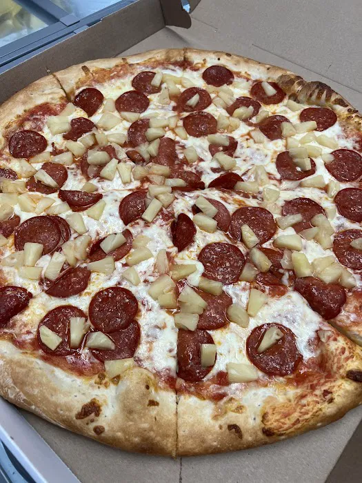 Kennedy Fried Chicken and Pizza halal food Picture 5