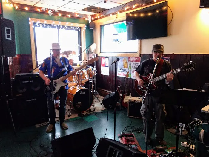 Frenchy's Bar & Grill Picture 3