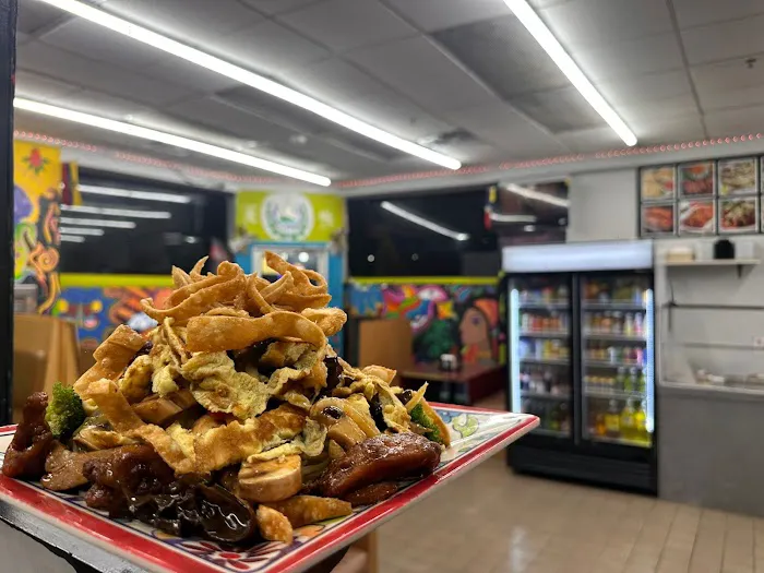 Chifa my yen peruano Picture 10