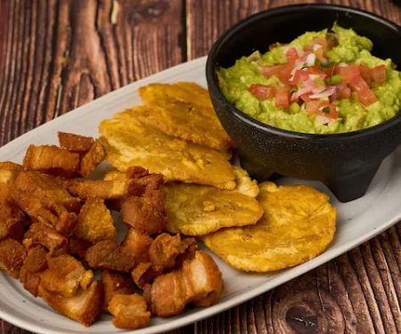 Cadejo Restaurant & Bakery