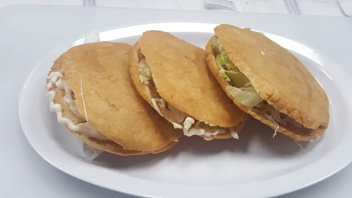 Antojitos Mexicanos Kikos Picture 4