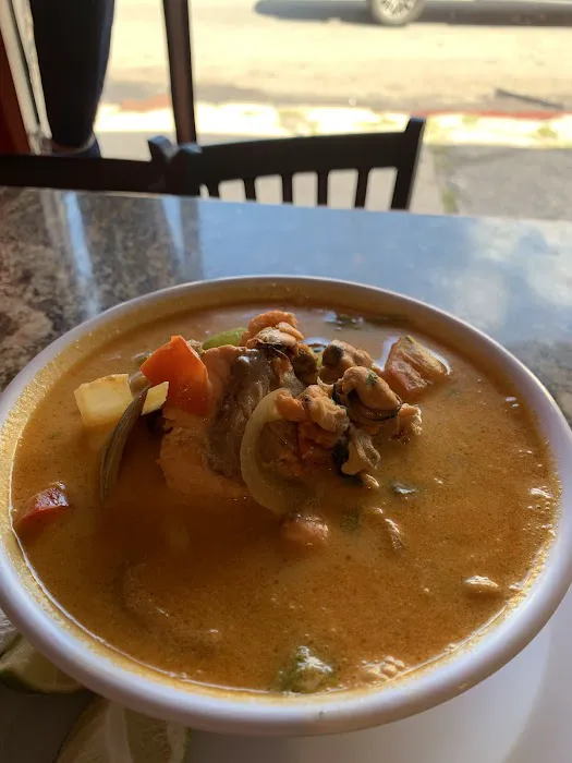 Kylie's Restaurant & Bakery Picture 3