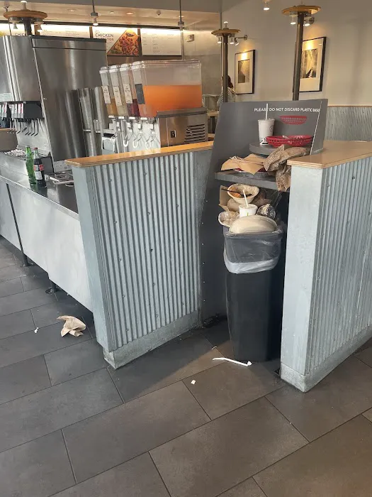 Chipotle Mexican Grill Picture 1