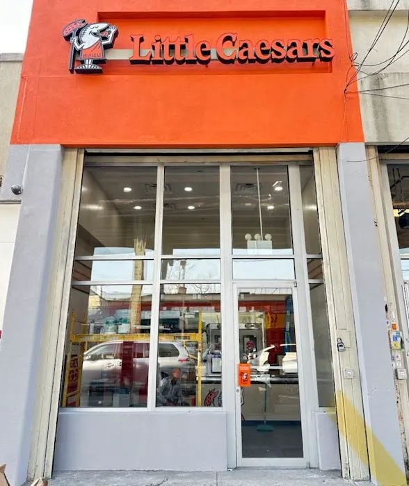 Little Caesars Pizza Picture 10