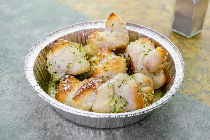 Two Tony's Pizza Picture 9