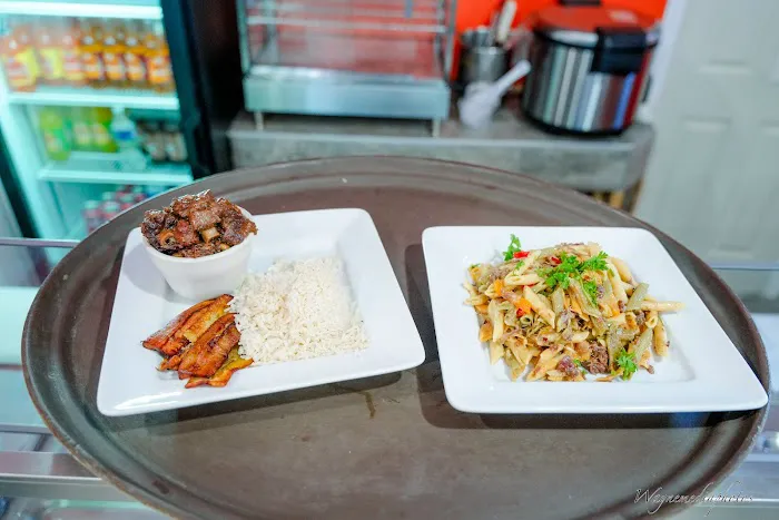 Island Cafe Rock Picture 6