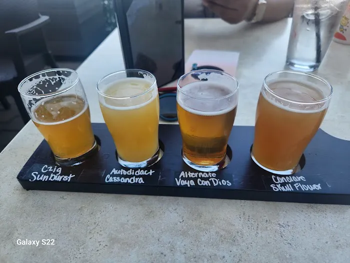 Paragon Tap & Table Picture 2